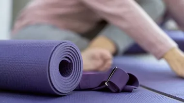 Joga dla seniorów w OCK. Spokojne ćwiczenia i relaks w każdy czwartek