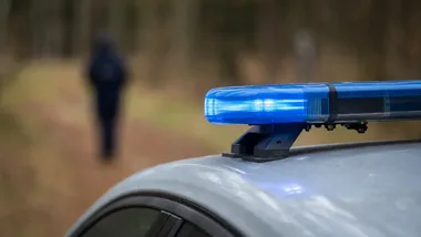 Pożegnalny SMS i akcja policjantów w lesie w Ostrowie Wielkopolskim