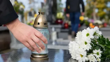 Ostrów Wielkopolski przed Wszystkimi Świętymi. Policja ostrzega przed kradzieżami