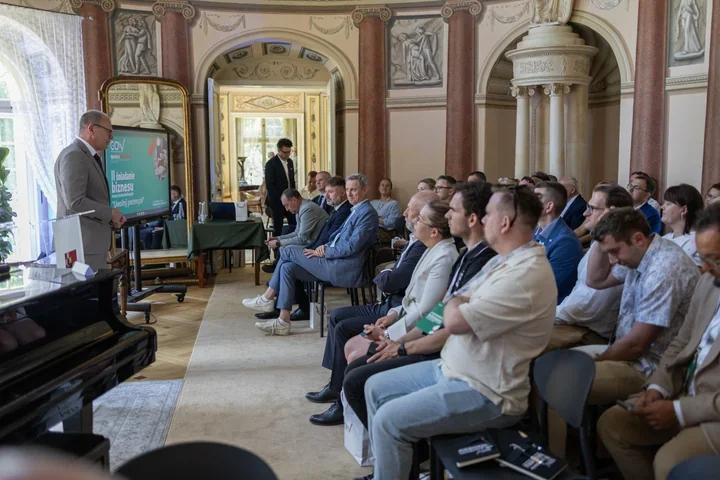 Biznes i samorząd przy jednym stole. W Lewkowie rozmawiano o wzroście firm