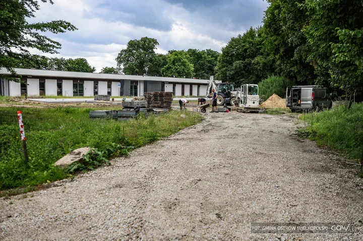Nowy obiekt to nie koniec. W Szczurach powstaje ponad 600 m² nawierzchni