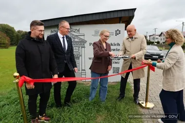 Trzy nowe murale we Franklinowie przypominają o rodzie Lipskich