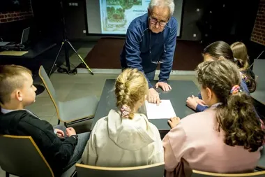 Szkolna gra o dawnym czasie wolnym wciągnęła Ostrowa po raz osiemnasty
