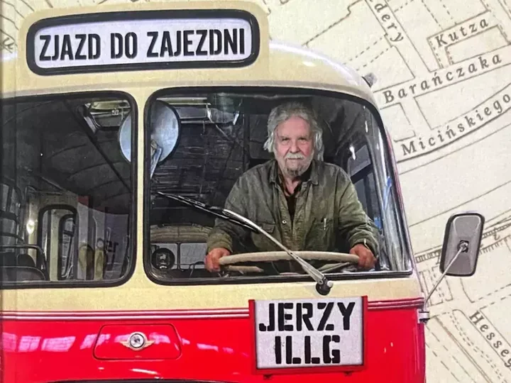 Jerzy Illg zjeżdża do zajezdni i opowiada o niezwykłej podróży