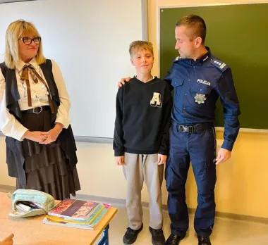 13-latek zauważył ogień w ostatniej chwili - policja przyszła z podziękowaniami