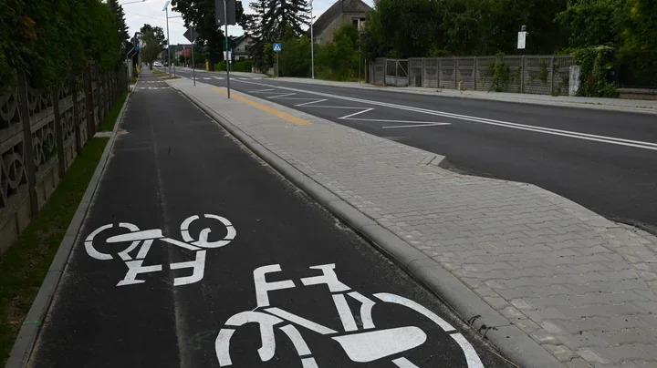 Klasztorna po dużej przebudowie. Powstały chodniki i trasa rowerowa