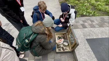 Młodzież ruszyła śladami ostrowskiej wolności w centrum miasta