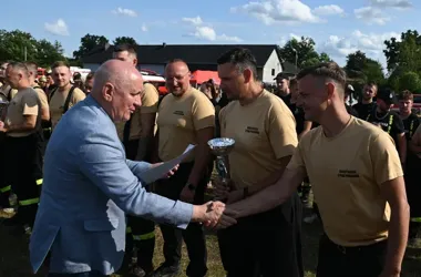 Huta zgarnia dwa zwycięstwa. W Bogdaju padł rekord frekwencji